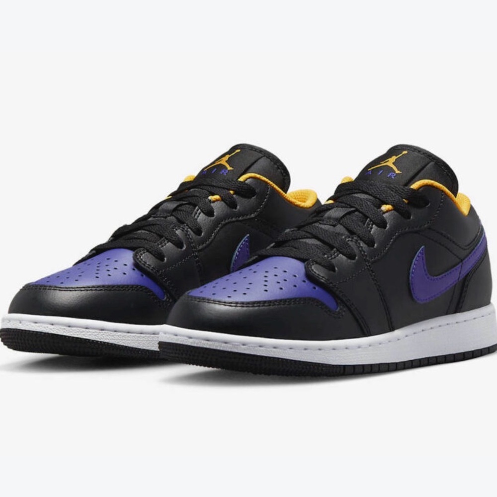 Nike Air Jordan Low GS LAKERS- Black Purple Yellow - 6.5 Y sneakers